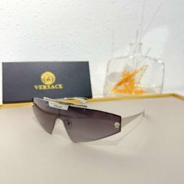 Picture of Versace Sunglasses _SKUfw55237975fw
